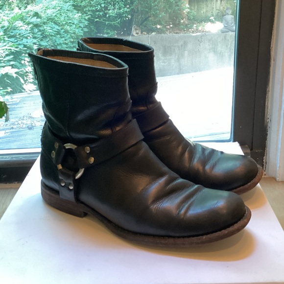 Frye Phillip Harness Short Boot - Black, 8 - Picture 3 of 7